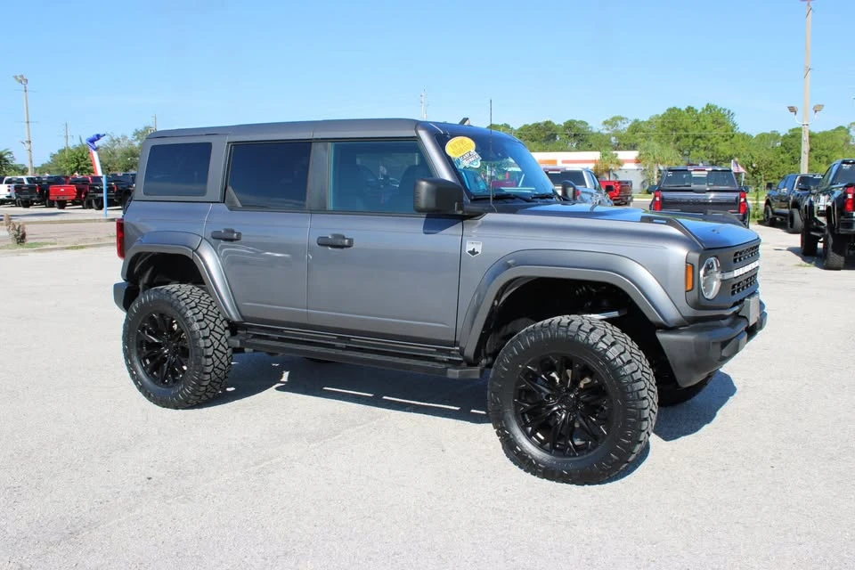 2025 Ford Bronco 6th Gen - Image 13 of 20