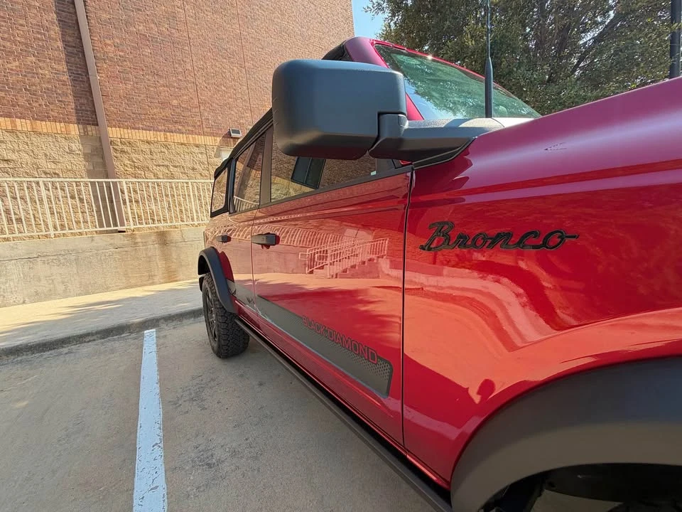 2025 Ford Bronco 6th Gen - Image 6 of 15