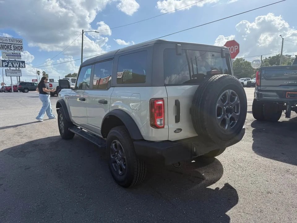 2025 Ford Bronco 6th Gen - Image 4 of 7