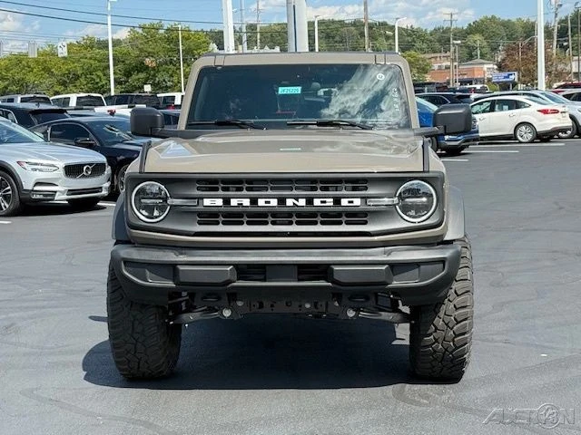 2025 Ford Bronco 6th Gen - Image 10 of 21