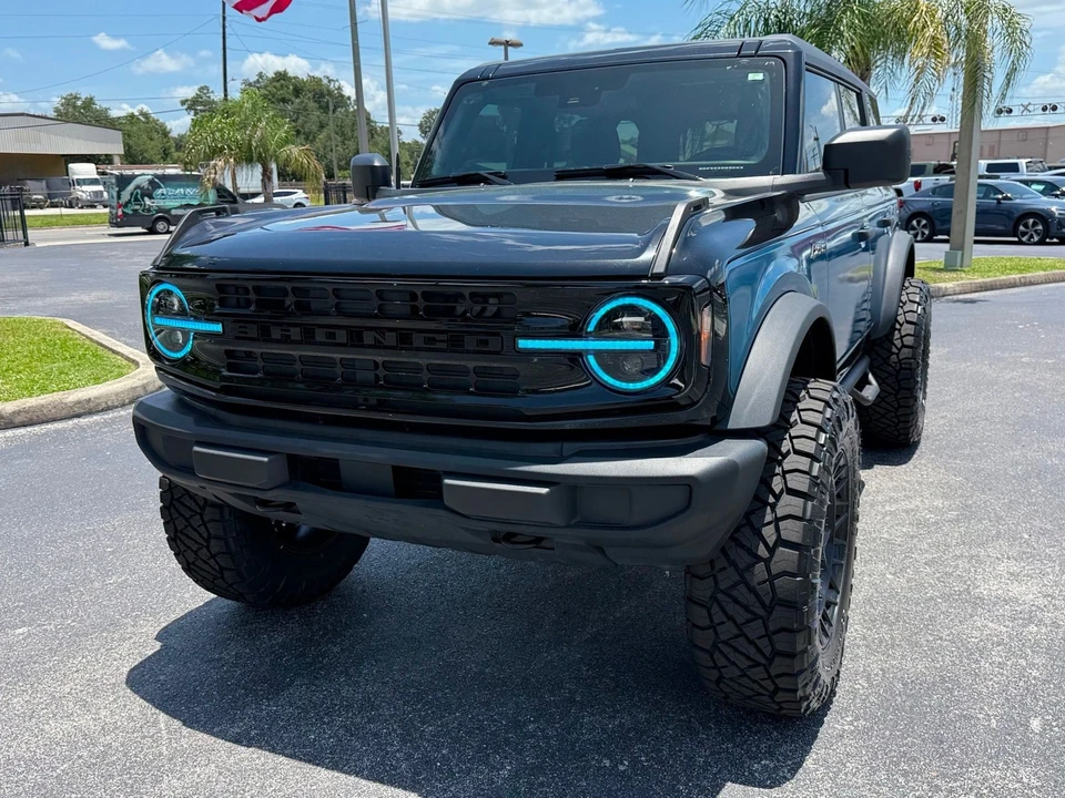 2025 Ford Bronco 6th Gen - Image 8 of 12