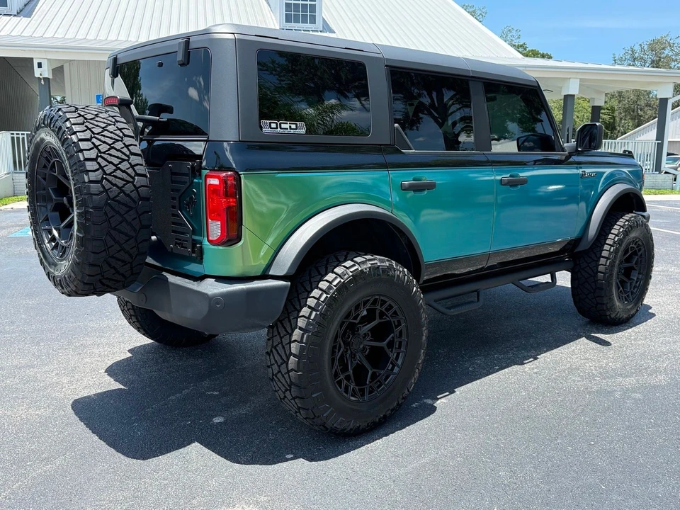 2025 Ford Bronco 6th Gen - Image 4 of 12