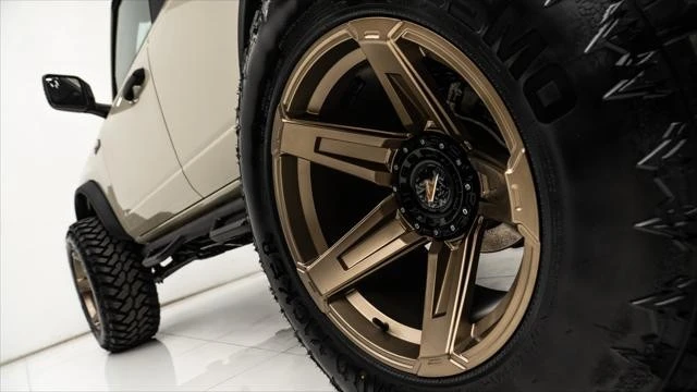 2025 Ford Bronco 6th Gen - Image 14 of 21