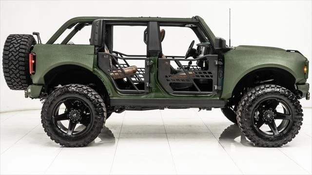 2025 Ford Bronco 6th Gen - Image 13 of 21