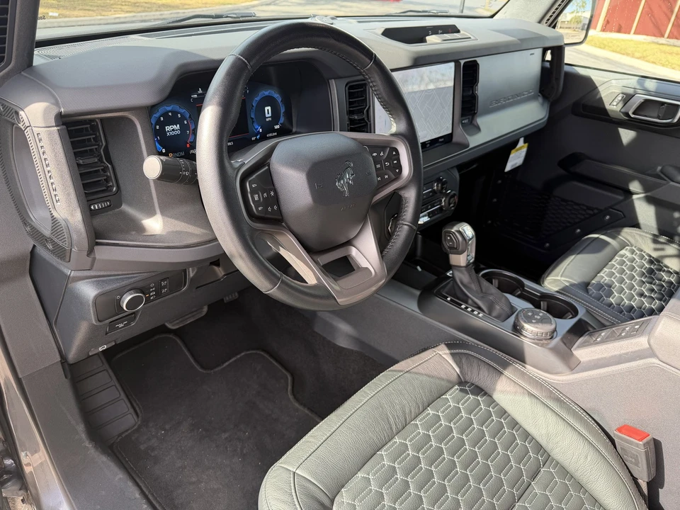 2025 Ford Bronco 6th Gen - Image 14 of 21