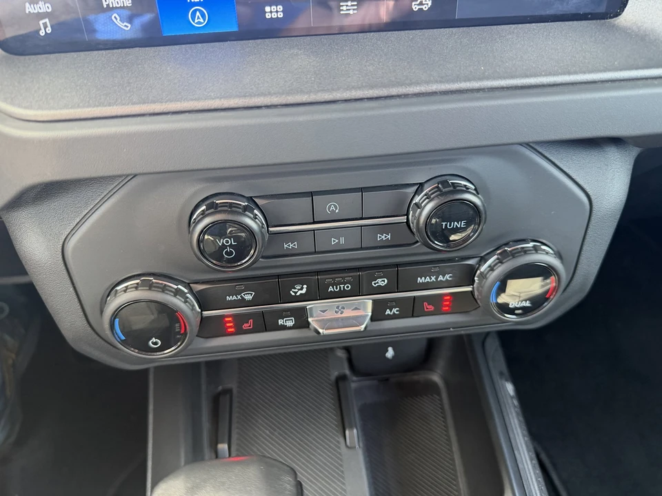 2025 Ford Bronco 6th Gen - Image 17 of 21