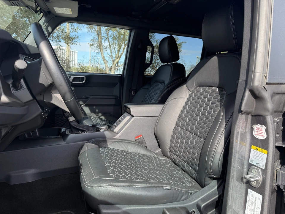 2025 Ford Bronco 6th Gen - Image 19 of 21