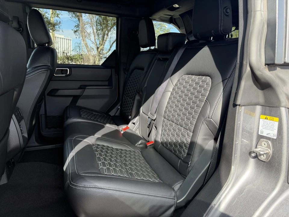 2025 Ford Bronco 6th Gen - Image 20 of 21