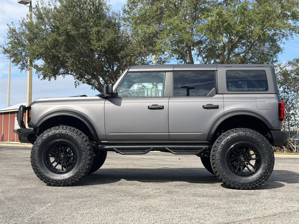 2025 Ford Bronco 6th Gen - Image 2 of 21