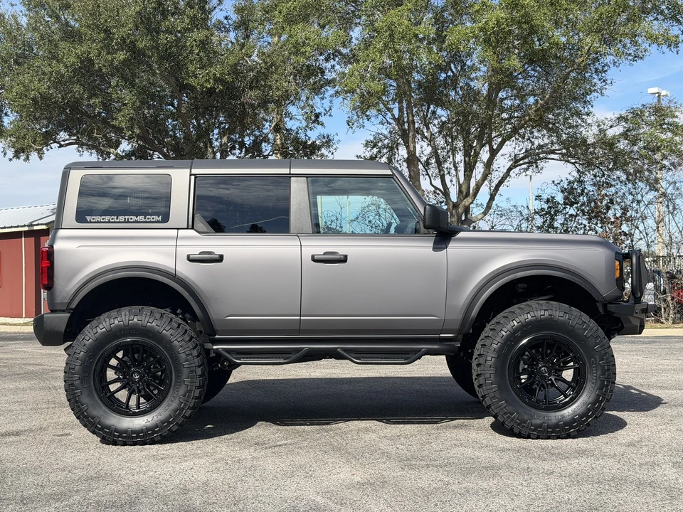 2025 Ford Bronco 6th Gen - Image 6 of 21