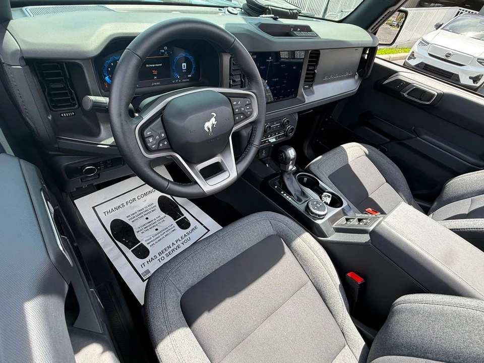 2025 Ford Bronco 6th Gen - Image 6 of 12