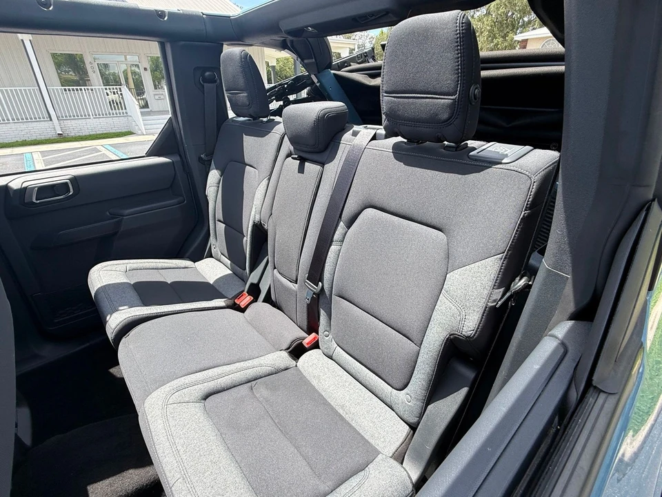 2025 Ford Bronco 6th Gen - Image 8 of 12