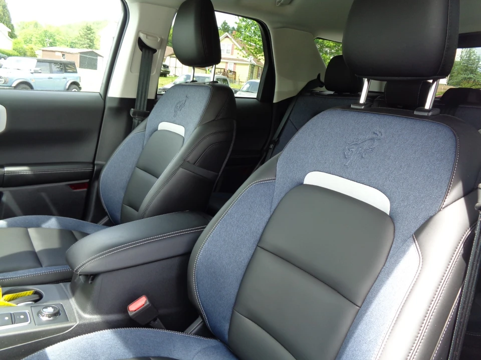 2025 Ford Bronco 6th Gen - Image 13 of 29