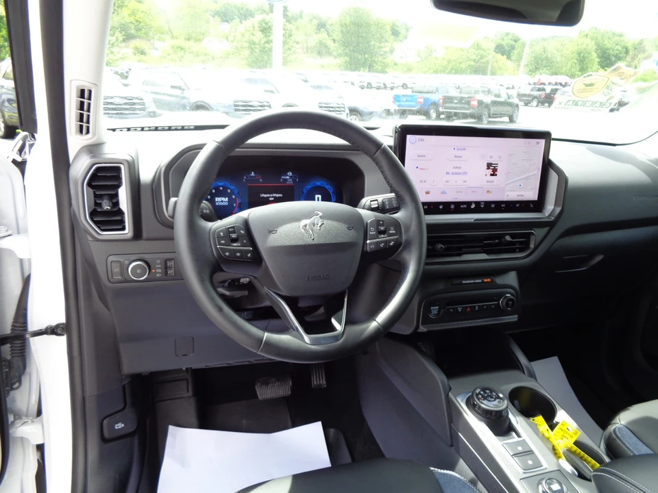 2025 Ford Bronco 6th Gen - Image 15 of 29