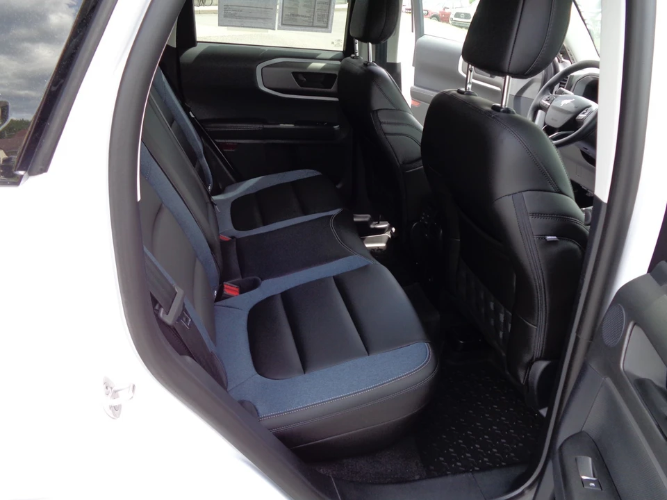 2025 Ford Bronco 6th Gen - Image 17 of 29