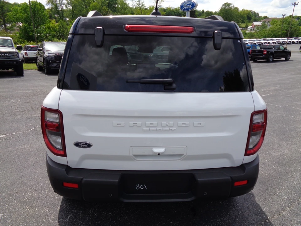2025 Ford Bronco 6th Gen - Image 5 of 29