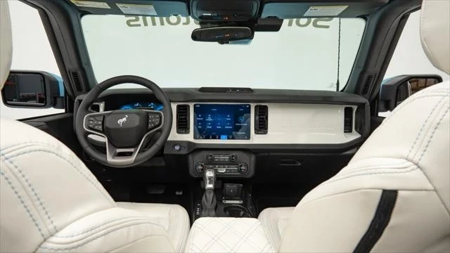 2025 Ford Bronco 6th Gen - Image 9 of 21