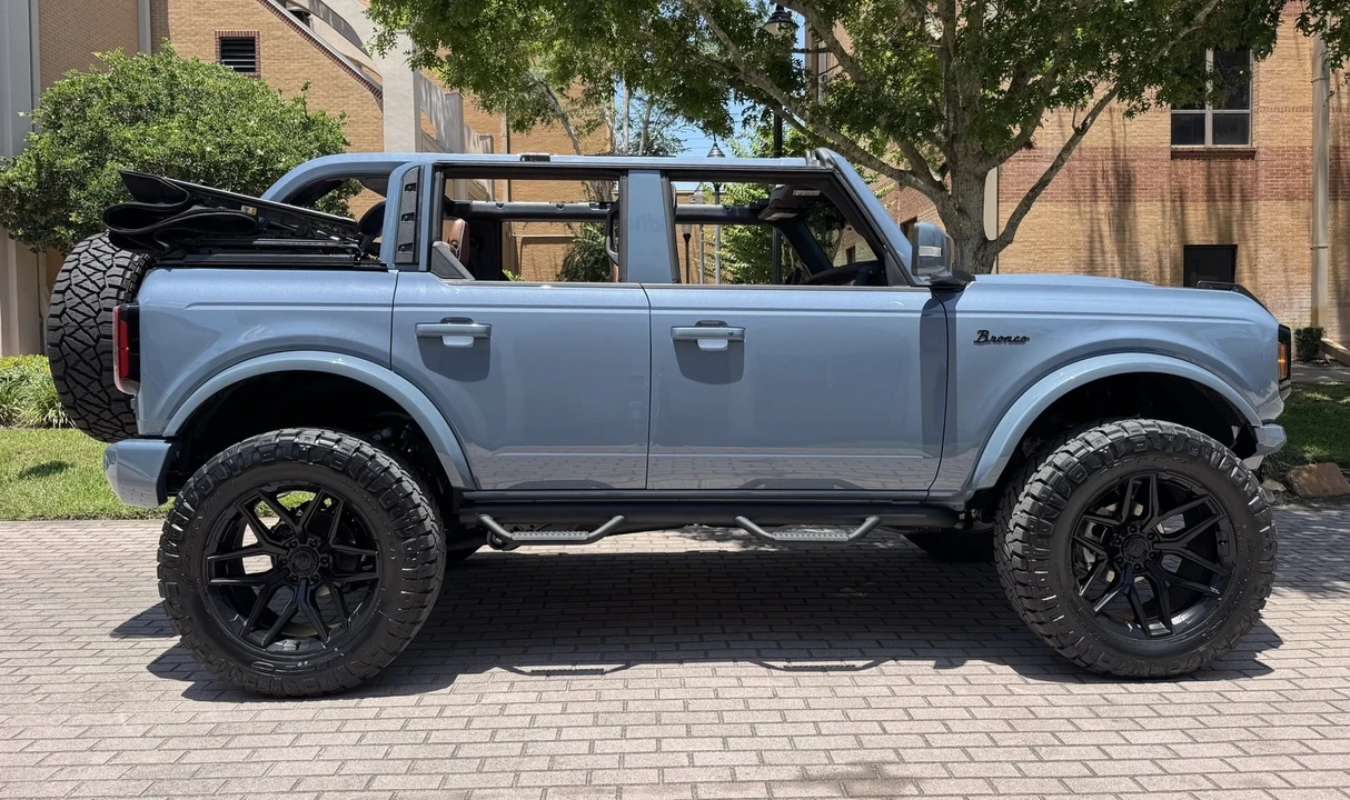 2025 Ford Bronco 6th Gen - Image 6 of 21