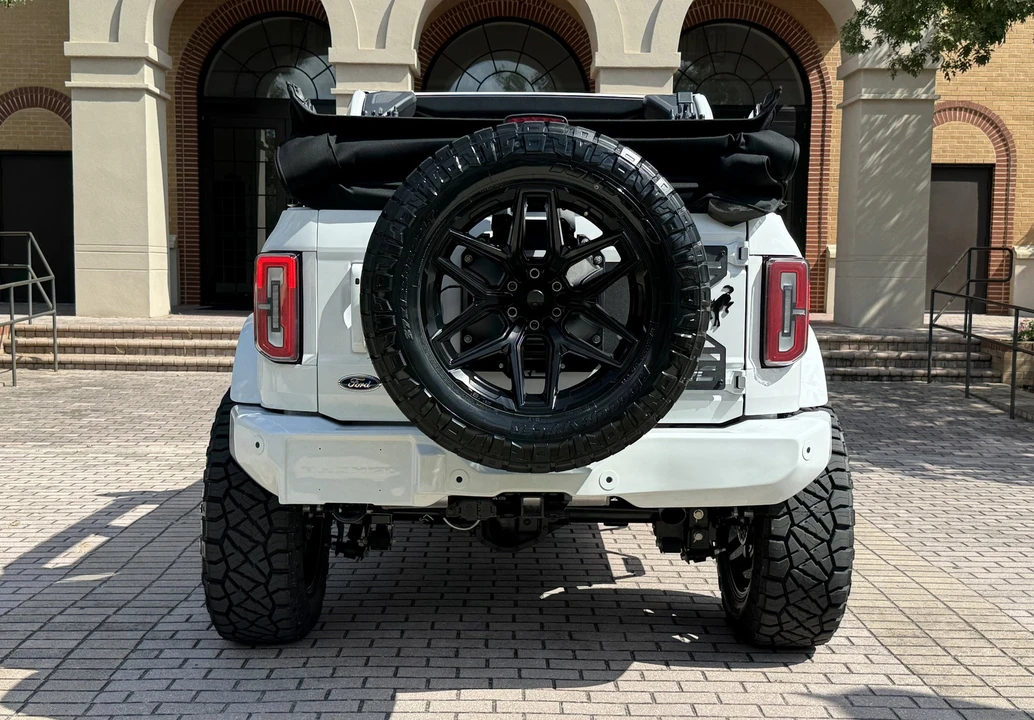 2025 Ford Bronco 6th Gen - Image 5 of 21
