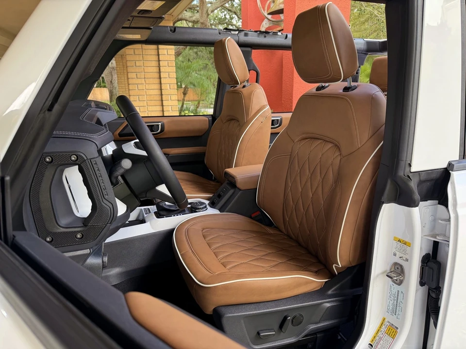 2025 Ford Bronco 6th Gen - Image 19 of 21