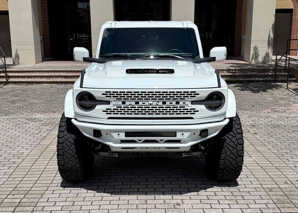 2025 Ford Bronco 6th Gen - Image 9 of 21