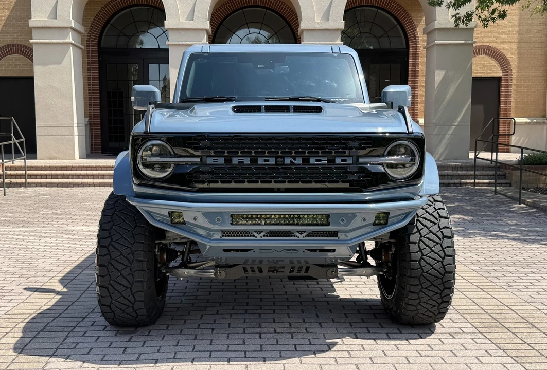 2025 Ford Bronco 6th Gen - Image 11 of 21