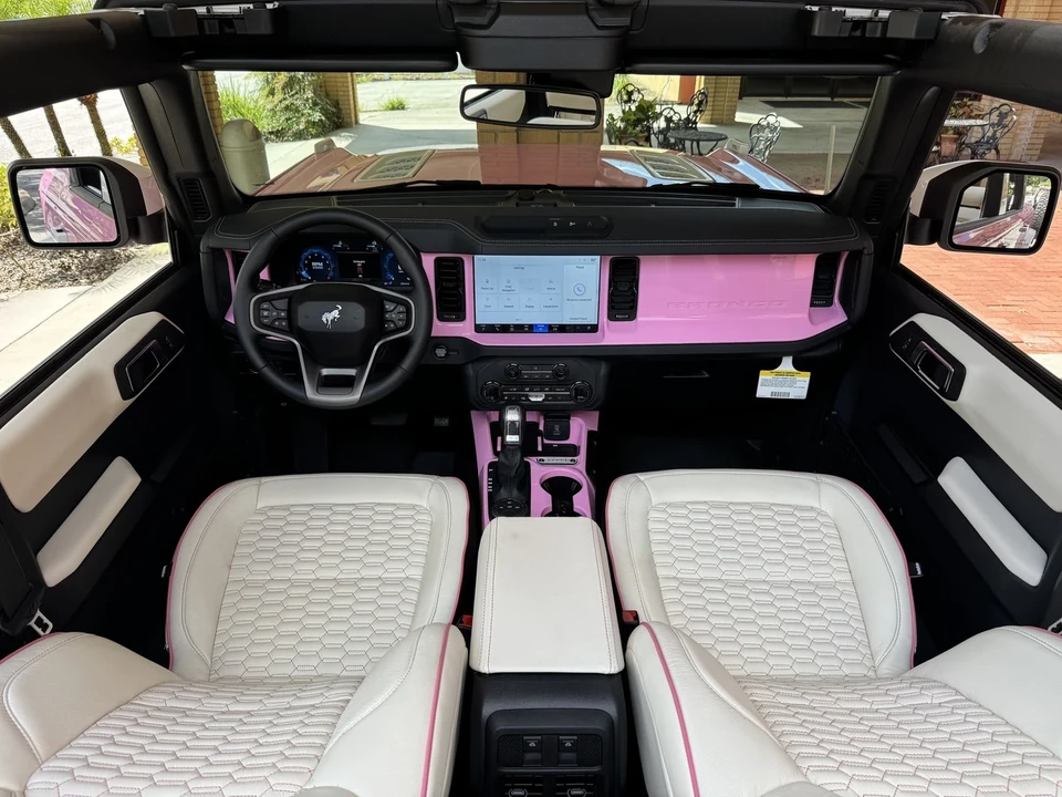 2025 Ford Bronco 6th Gen - Image 10 of 21