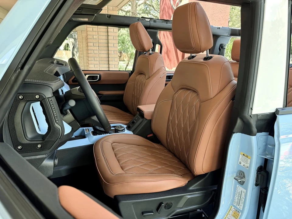 2025 Ford Bronco 6th Gen - Image 18 of 21