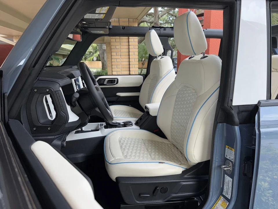 2025 Ford Bronco 6th Gen - Image 10 of 21