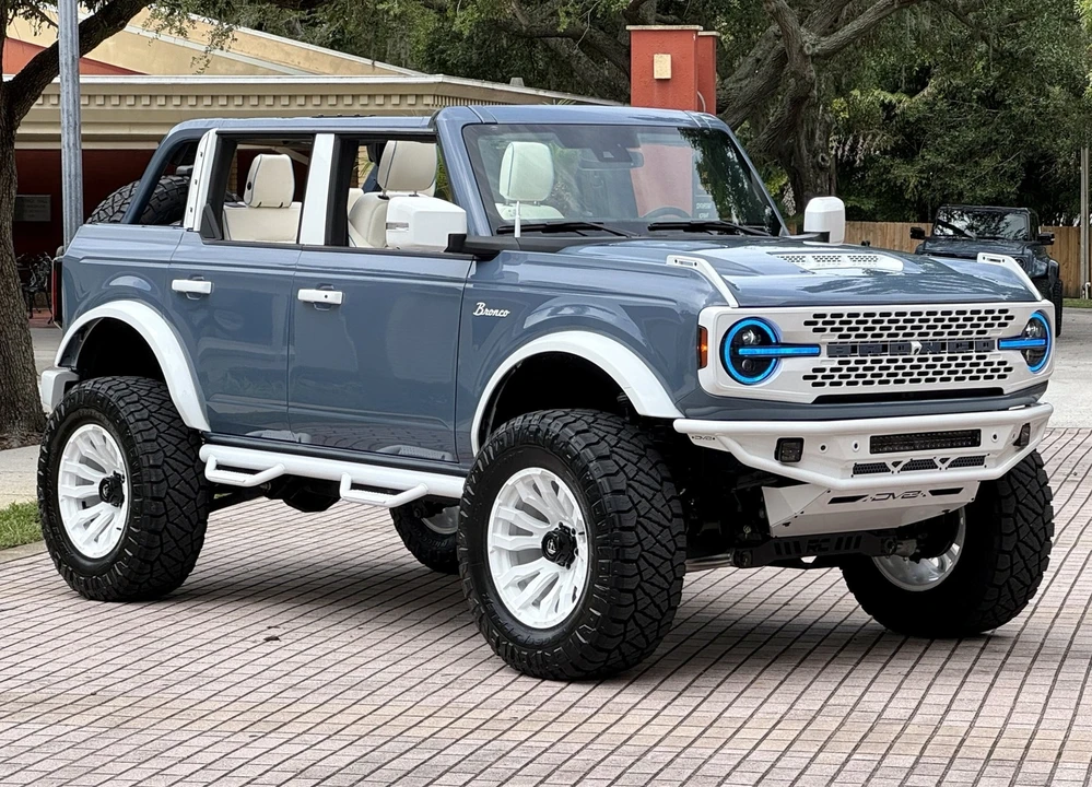 2025 Ford Bronco 6th Gen - Image 7 of 21