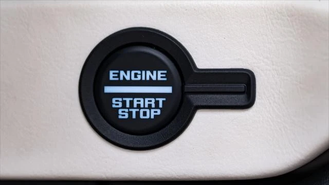 2025 Ford Bronco 6th Gen - Image 16 of 21