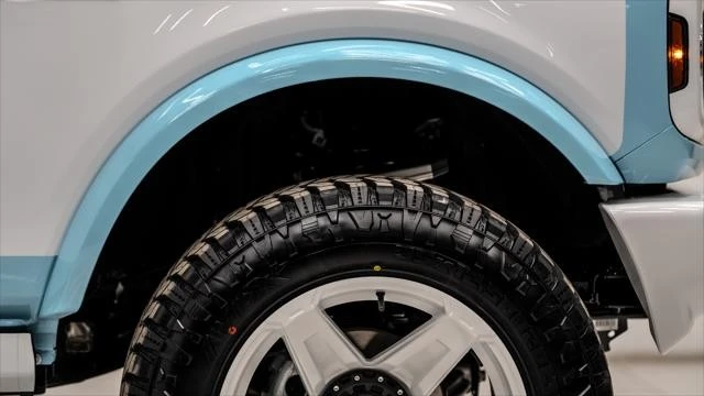 2025 Ford Bronco 6th Gen - Image 15 of 21