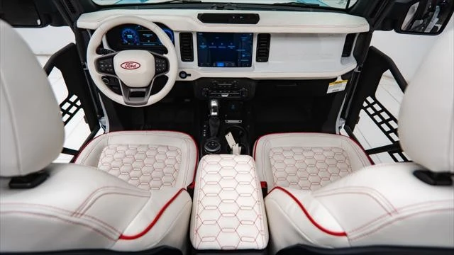 2025 Ford Bronco 6th Gen - Image 2 of 21