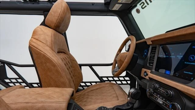 2025 Ford Bronco 6th Gen - Image 15 of 21