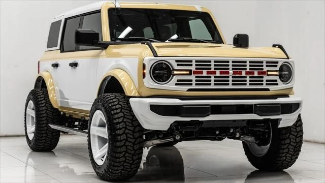2025 Ford Bronco 6th Gen - Image 17 of 21