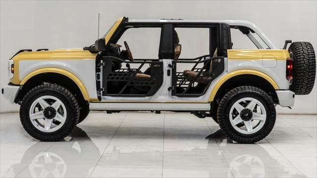 2025 Ford Bronco 6th Gen - Image 13 of 21
