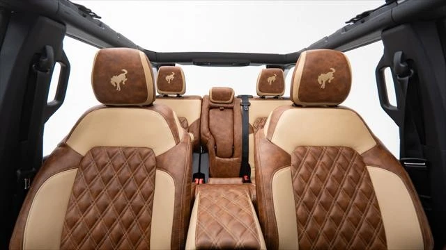 2025 Ford Bronco 6th Gen - Image 15 of 21