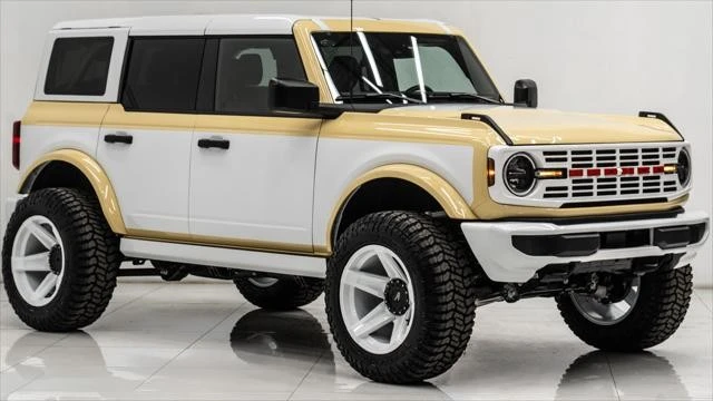 2025 Ford Bronco 6th Gen - Image 8 of 21