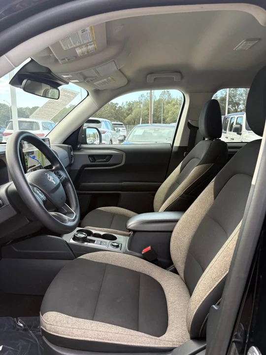 2025 Ford Bronco 6th Gen - Image 6 of 10
