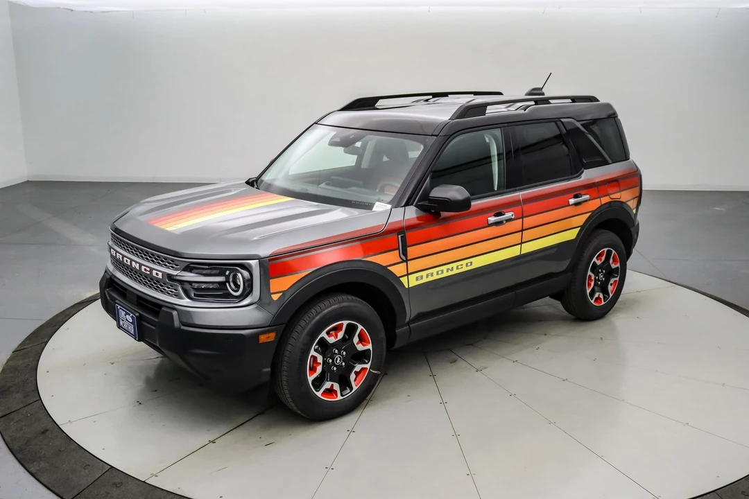 2025 Ford Bronco Sport - Image 9 of 21