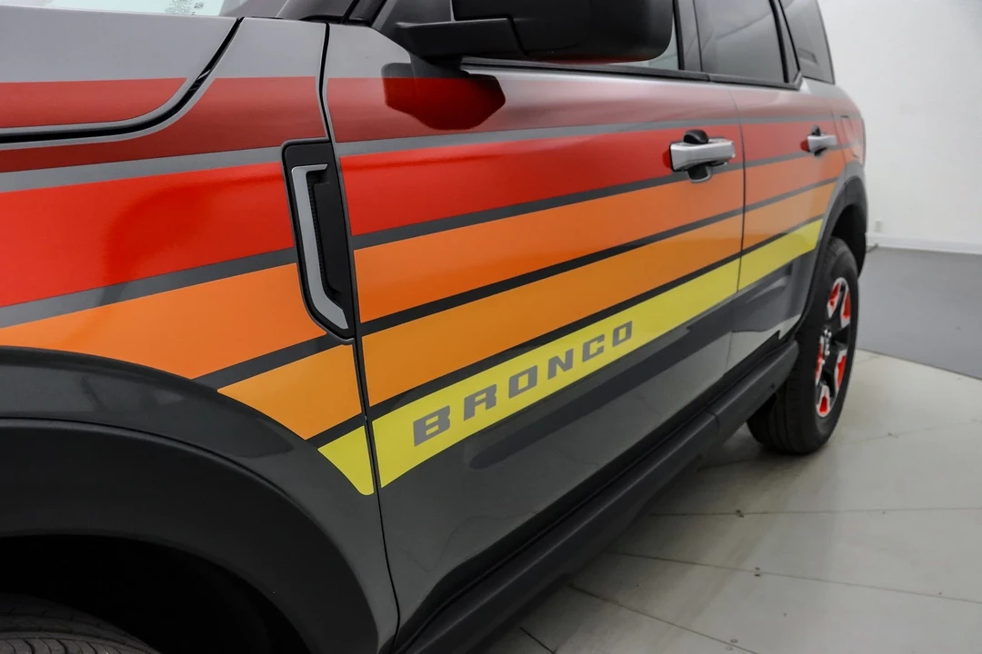 2025 Ford Bronco Sport - Image 13 of 21