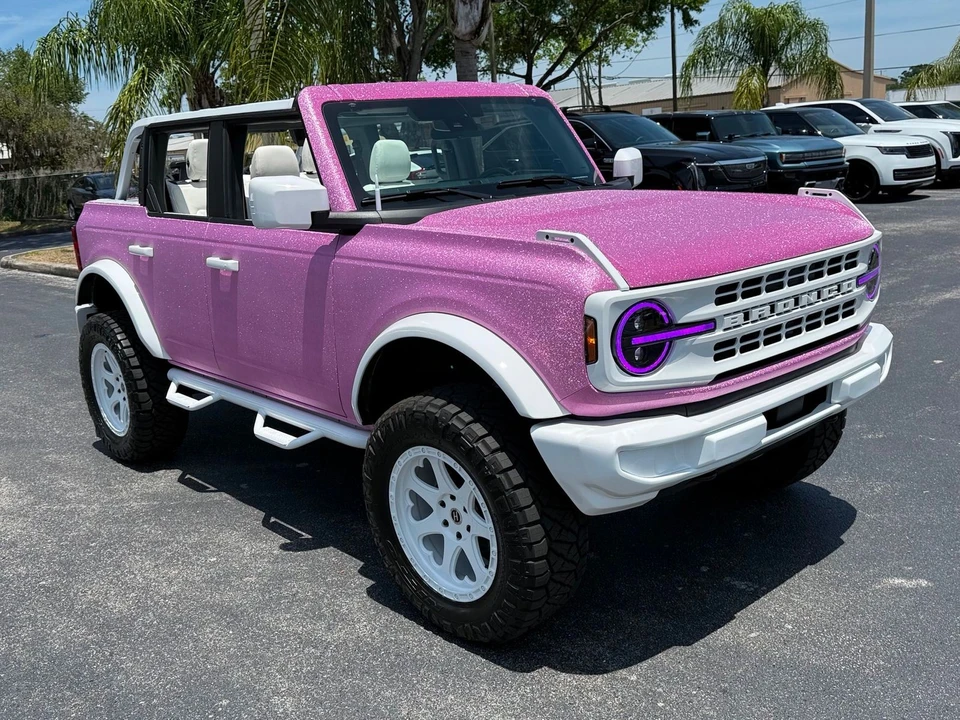 2025 Ford Bronco 6th Gen - Image 5 of 12