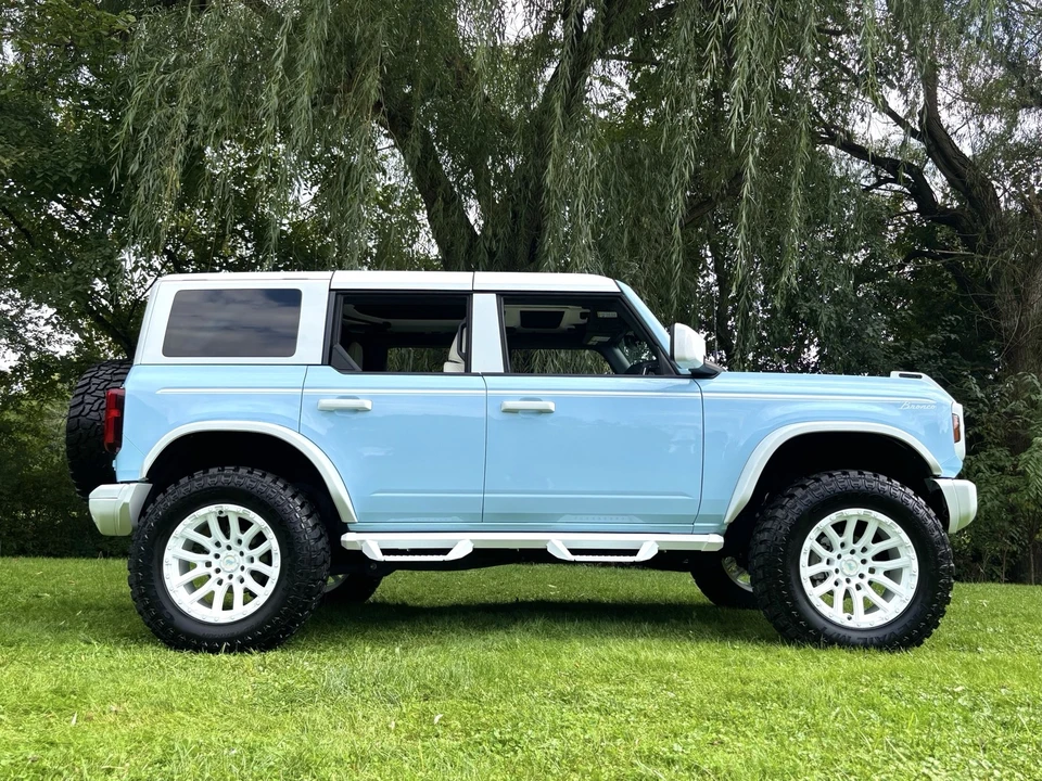 2025 Ford Bronco 6th Gen - Image 4 of 20