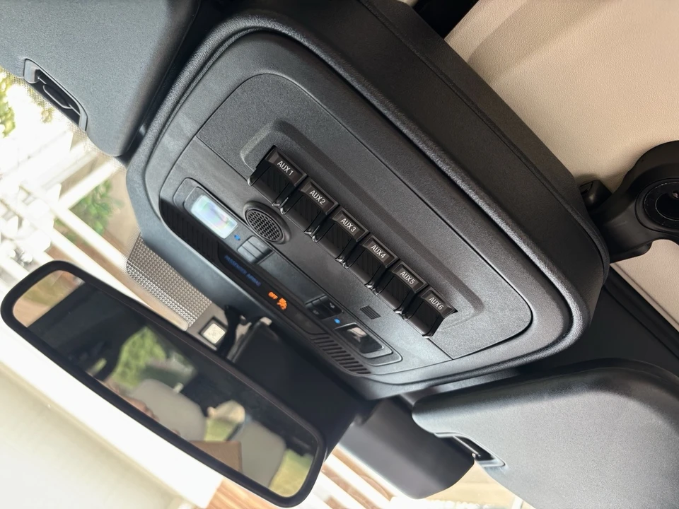 2025 Ford Bronco 6th Gen - Image 19 of 20
