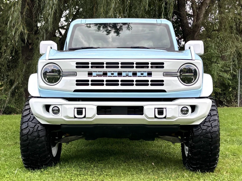 2025 Ford Bronco 6th Gen - Image 3 of 20