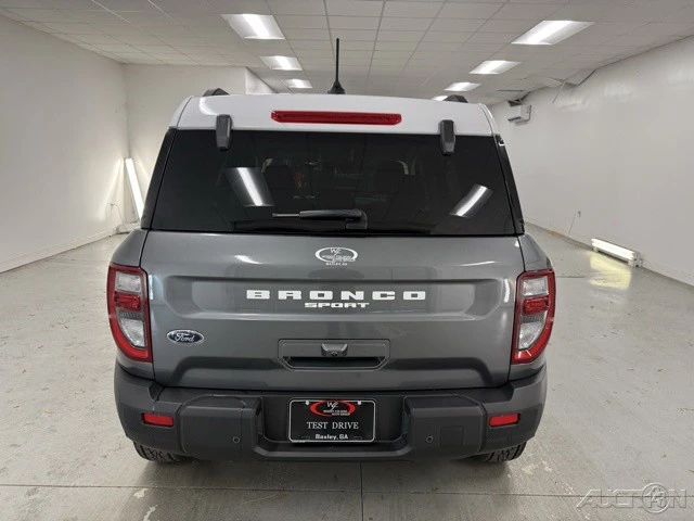2025 Ford Bronco 6th Gen - Image 6 of 12