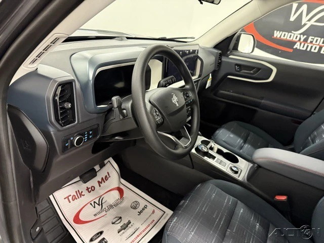 2025 Ford Bronco 6th Gen - Image 10 of 12