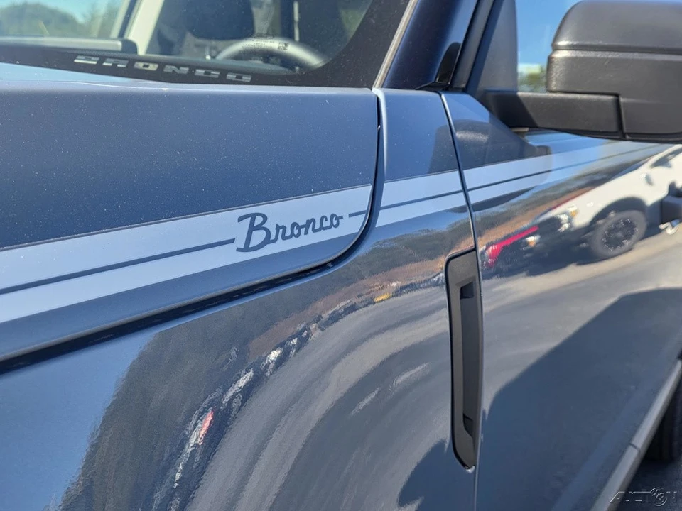 2025 Ford Bronco 6th Gen - Image 4 of 21