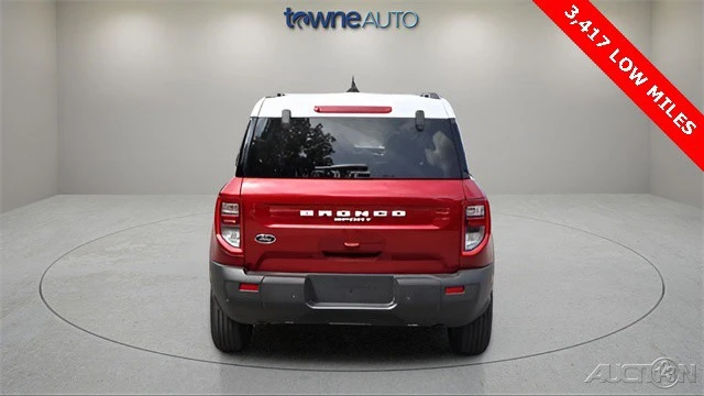 2025 Ford Bronco 6th Gen - Image 4 of 21