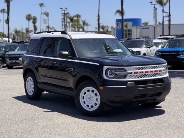 2025 Ford Bronco 6th Gen - Image 2 of 12